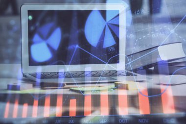 Eski pazar grafiği hologramı ve kişisel bilgisayar geçmişi. Çoklu maruz kalma. Yatırım kavramı.