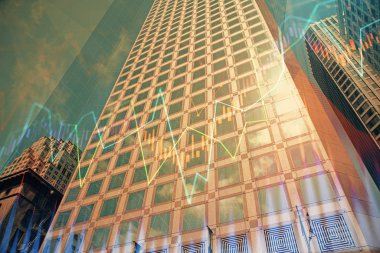 Yüksek binaların arka planında çoklu pozlama olan eski şehir haritası. Finansal araştırma kavramı.