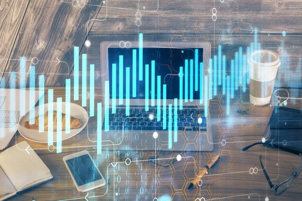 Exposición múltiple de gráfico e información financiera y espacio de trabajo con fondo informático. Concepto de comercio internacional en línea. — Foto de Stock