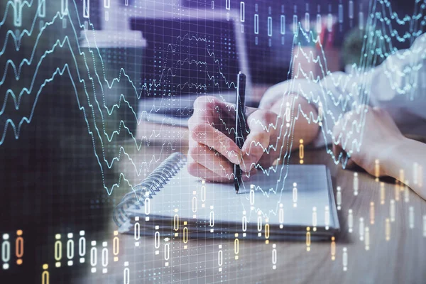 Gráfico de divisas que se muestra en las mujeres mano tomando notas de fondo. Concepto de investigación. Doble exposición —  Fotos de Stock
