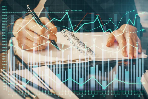 Devisendiagramm Hologramm auf der Hand unter Notizen Hintergrund. Konzept der Analyse. Mehrfachbelichtung — Stockfoto