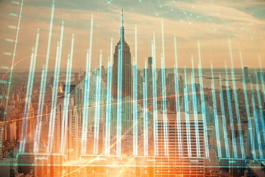 Gökdelenler arka planda çift pozlama ile şehir görünümünde eski grafik. Mali analiz kavramı.