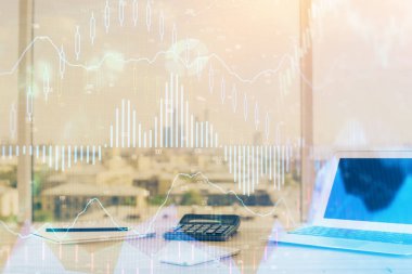 Bilgisayar geçmişi olan eski grafik hologramı. Çoklu maruz kalma. Finans piyasası kavramı.