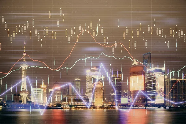 金融图对夜市景观与高层建筑背景双重曝光。分析概念. — 图库照片
