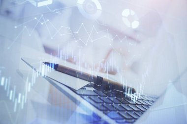 Bilgisayar geçmişi olan eski grafik hologramı. Çoklu maruz kalma. Finans piyasası kavramı.