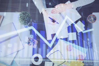 Not defteri 'nde el notu almak. Ön Forex grafik hologramlar. Araştırma kavramı. Çift Pozlama