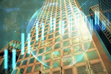 Yüksek binaların arka planında çoklu pozlama olan eski şehir haritası. Finansal araştırma kavramı.