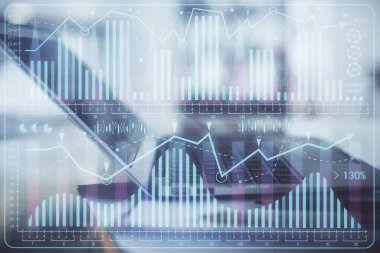 Bilgisayar geçmişi olan eski grafik hologramı. Çifte maruziyet. Finans piyasası kavramı.