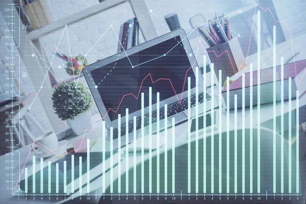 Forex 차트의 두 번의 노출 과 컴퓨터와 작업 공간. 국제 온라인 거래의 개념. — 스톡 사진