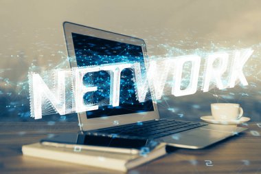 Bilgisayar ve teknoloji temalı çizimlere çifte maruz kalma. Yenilik kavramı.