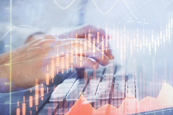 Mehrfachbelichtung des Diagramms mit Eingabe am Computer im Büro im Hintergrund. Konzept der harten Arbeit. Nahaufnahme. — Stockfoto