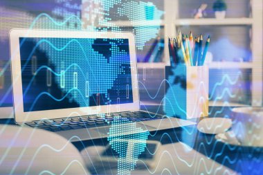 Arka planda eski pazar grafik hologramı ve kişisel bilgisayar var. Çoklu maruz kalma. Yatırım kavramı.