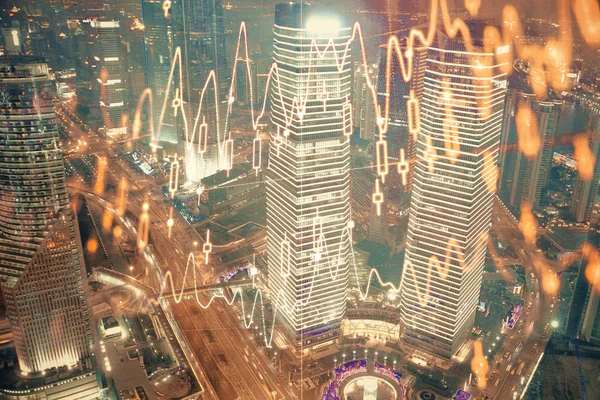 Gráfico financeiro sobre a paisagem da cidade com edifícios altos fundo multi exposição. Conceito de análise . — Fotografia de Stock