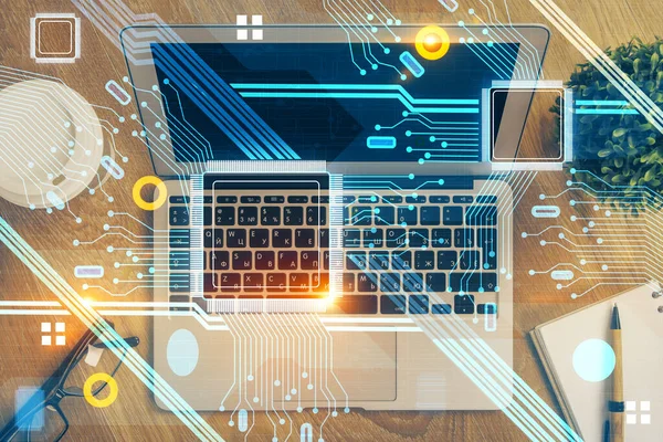 Bilgisayar ve teknoloji temalı çizimlere çifte maruz kalma. Yenilik kavramı.