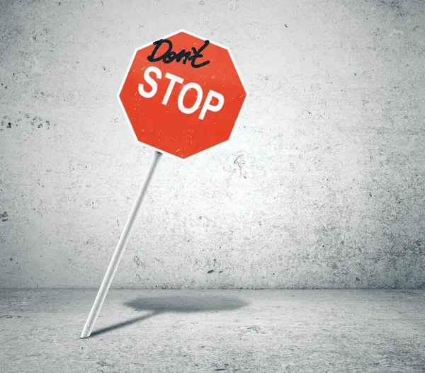 Зупиняйте Дорожній Знак Бетонному Інтер Єрі Концепція Бізнесу Мотивації Рендерингу — стокове фото