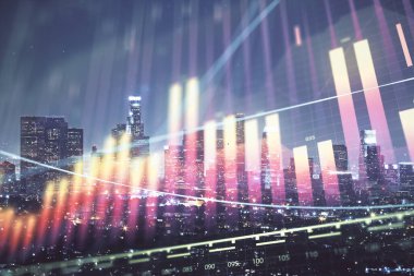 Yüksek binaların arka planında çoklu pozlama olan eski şehir haritası. Finansal araştırma kavramı.