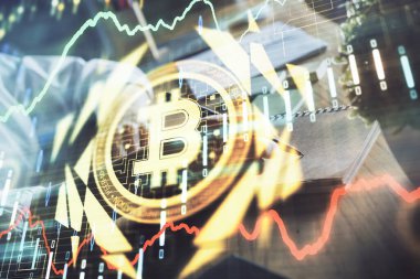 Kripto para birimi hologramı, Bitcoin, ellerin üstünde ico teması not tutuyor. Engelleme zinciri kavramı. Çoklu pozlama