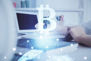Kripto para birimi hologramı, notlar alan ellerin üzerinde arka plan. Blockchain kavramı. Çoklu pozlama