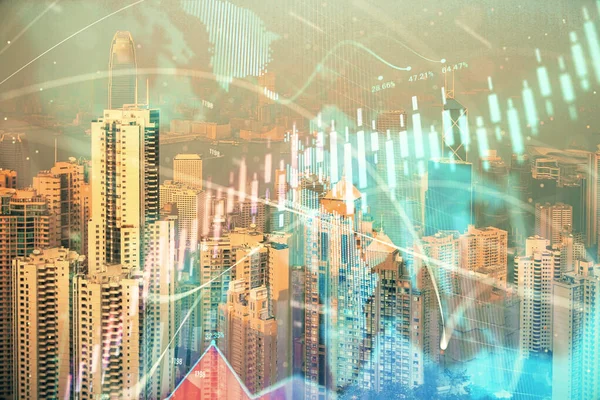 Gráfico de divisas en paisaje urbano con rascacielos fondo de pantalla doble exposición. Concepto de investigación financiera . — Foto de Stock