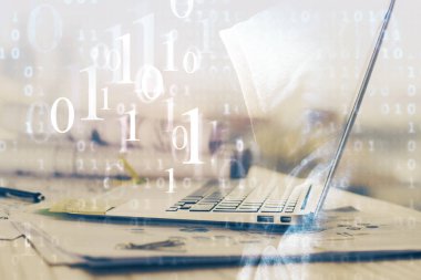 Bilgisayar ve teknoloji temalı holograma çifte maruz kalma. Serbest çalışma kavramı.