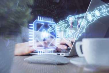 Bilgisayar ve veri temalı hologram çizimlerinde çalışan kadın elleri çift pozlama. Teknoloji kavramı.