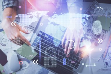 Birlikte çalışan kadın ve erkeğin çifte pozu ve dünya haritası çizimi. Uluslararası ağ konsepti. Bilgisayar arkaplanı. Üst Görünüm.