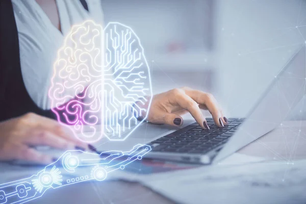 Mehrfachbelichtung von Frauenhänden, die am Computer und an der Zeichnung von Hologrammen des menschlichen Gehirns arbeiten. Ai-Tech-Konzept. — Stockfoto