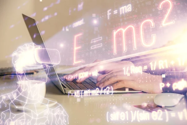 コンピュータと数式のホログラム図面に入力する女性の手の二重露出。教育理念. — ストック写真