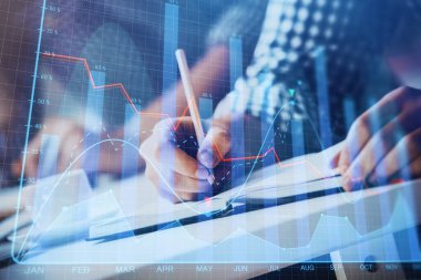 İki adamın hisse senedi piyasası grafiğiyle yatırım planladığı çok sayıda olay.