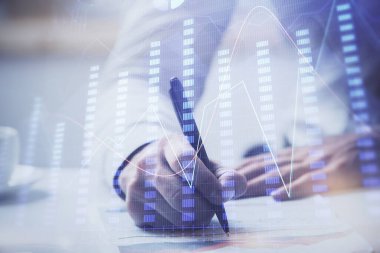 Finansal ticaret grafiği erkek masaüstü arkaplanı ile çoklu pozlama.