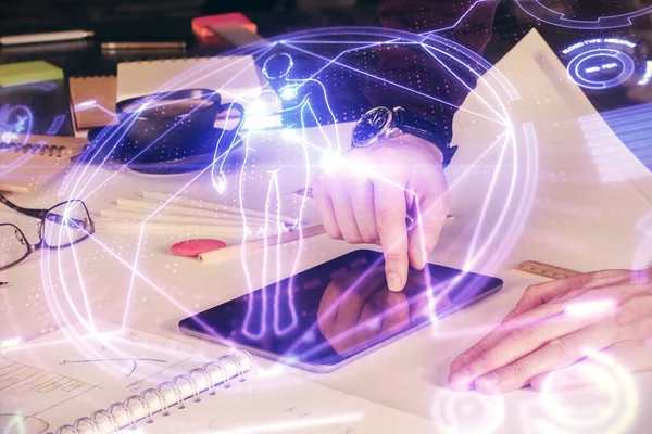 Doble exposición de las manos del hombre sosteniendo y utilizando un dibujo de teléfono y tema de educación . —  Fotos de Stock