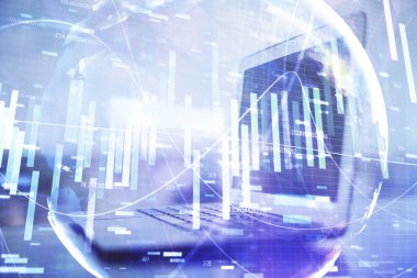 İş teması simgelerinin çifte pozlandırılması ve bilgisayar geçmişi olan çalışma alanı. Başarı kavramı.