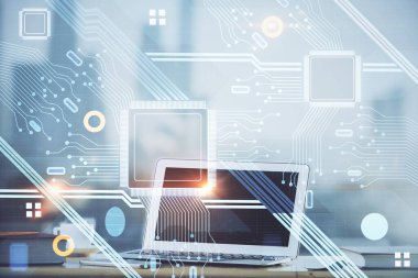 Teknoloji temalı çizim ve bilgisayarla çalışma alanı. Çifte maruziyet. Yenilik kavramı.