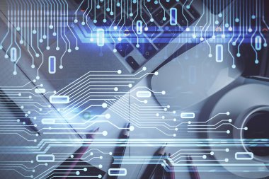 Çalışma masası arkaplanının üstünde bilgisayarla hologram çizen veriye çifte maruz kalma. Ai kavramı.