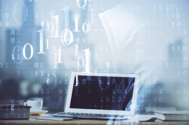 Teknoloji temalı çizim ve bilgisayarla çalışma alanı. Çifte maruziyet. Yenilik kavramı.