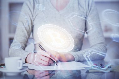 Şifreli para hologramı, kadınların el yazısı üzerine. Engelleme zinciri kavramı. Çoklu pozlama