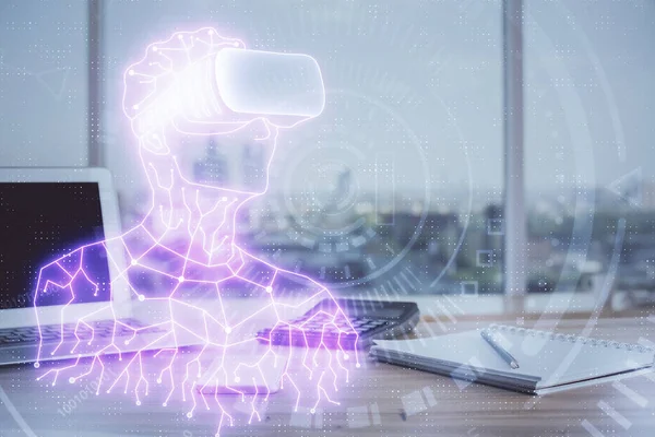 Computer op desktop met AR thema pictogram. Meervoudige blootstelling. Begrip "augmented reality". — Stockfoto