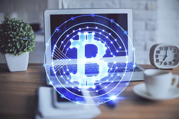 Multi exposure of blockchain and crypto economy theme hologram and table with computer background. Concept of bitcoin cryptocurrency. — Stock Photo, Image