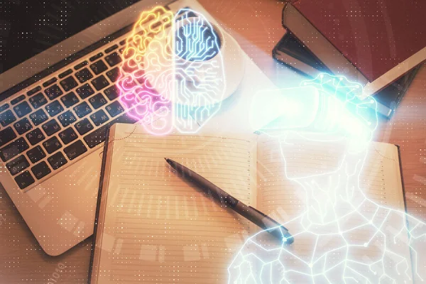 AR dessins hologrammes sur ordinateur sur le fond du bureau. Vue de dessus. Exposition multiple. Concept de réalité augmentée . — Photo