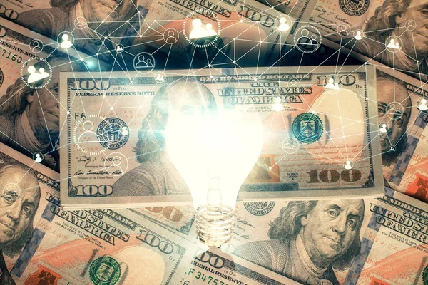 Doble exposición de la bombilla de luz dibujo sobre dólares EE.UU. fondo de la factura. Concepto de idea . — Foto de Stock