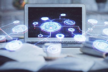 Sosyal ağ hologramıyla birlikte bilgisayar masaüstünde. Çoklu maruz kalma. Uluslararası insan ilişkileri kavramı.