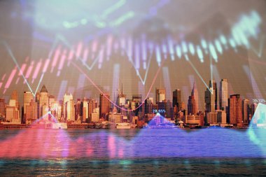 Yüksek binaların arka planında çoklu pozlama olan eski şehir haritası. Finansal araştırma kavramı.