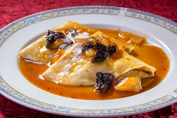 Tatlı şurup lezzetli gözleme