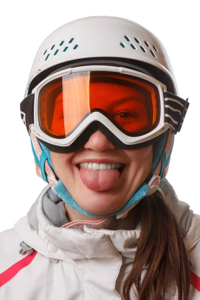 Una joven snowboard con casco y gafas sacó la lengua — Foto de Stock