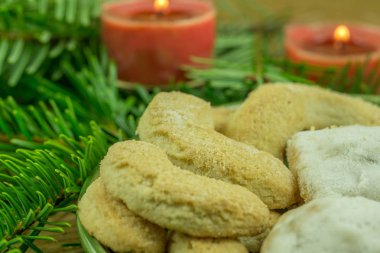 Akçaağaç yaprakları sonbahar renk ve renkli kabaklar