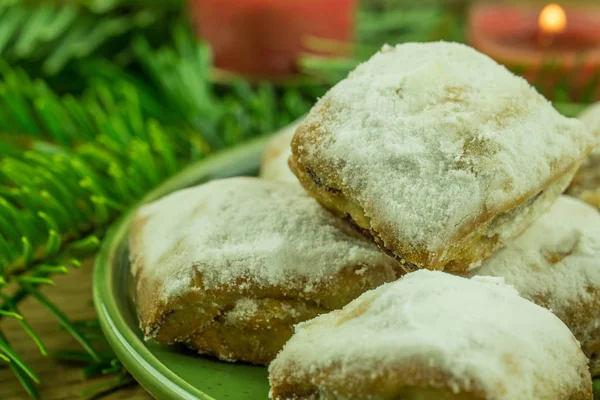 Akçaağaç yaprakları sonbahar renk ve renkli kabaklar