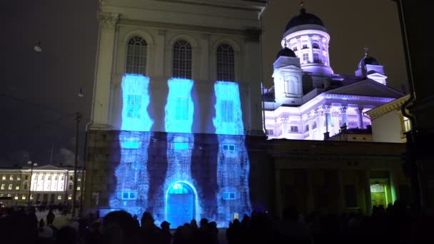 Light Flow in the Streets. Festival of Light Lux Helsinki 2017. — Stock Video