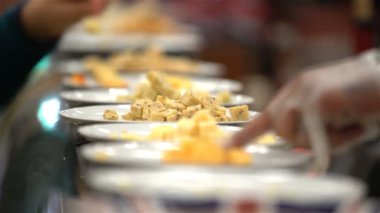 Peynir çeşidi tatma. Yakın çekim