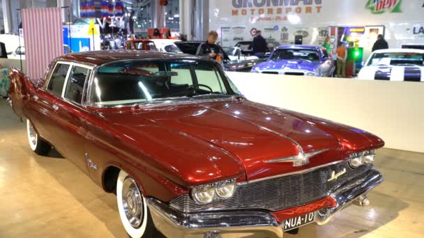 Elegant Chrysler Imperial 1960 — Stockvideo