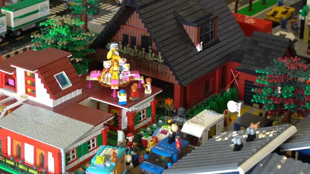 LEGO city wystawy zabawek dla dzieci i dorosłych. — Wideo stockowe